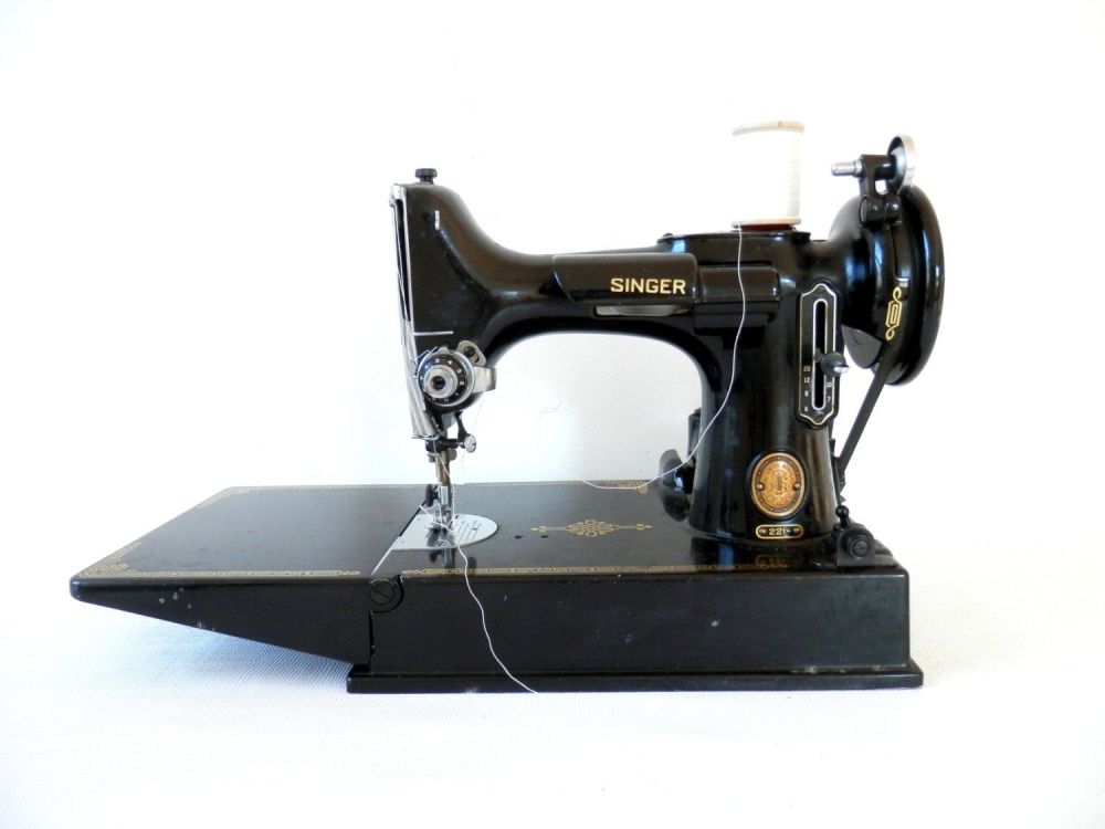 Singer Sewing Machine